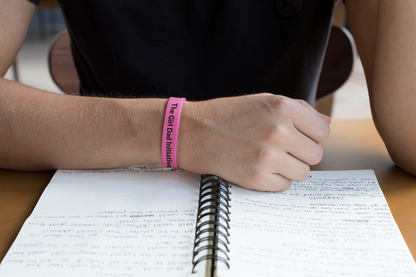 “Daddy’s Girl” Glitter Wristband – Pink Sparkle by The Girl Dad Initiative ™